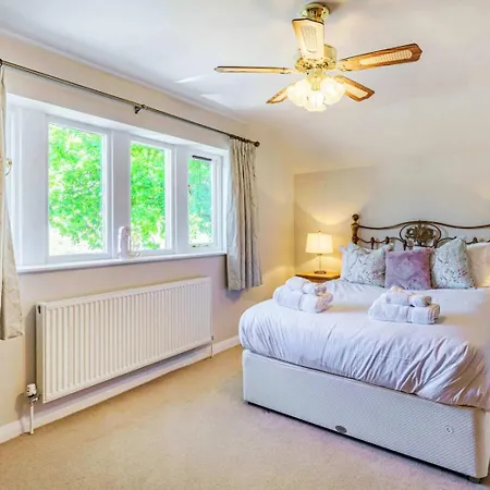 4 Bed In Skipton Oc-89095