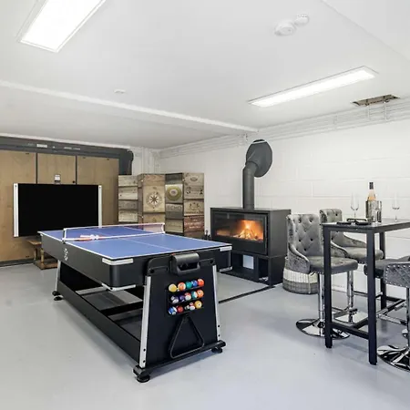 4 Bed In Skipton Oc-89095 Holiday home Starbotton