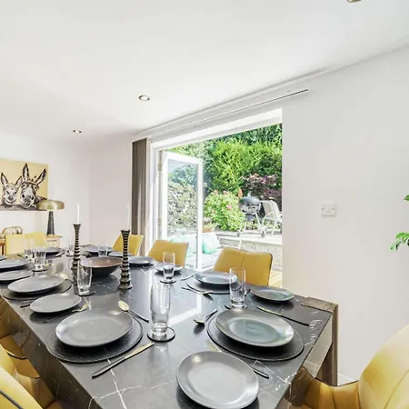 Holiday home 4 Bed In Skipton Oc-89095 Starbotton